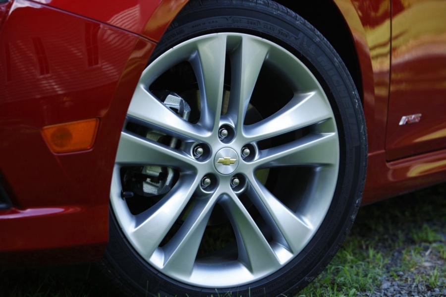  Chevrolet Cruze 2011 года  (фото 34 из 61)